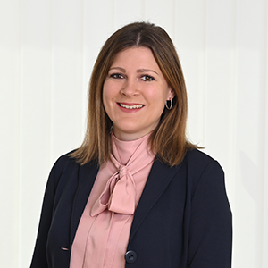Martina Fetter Mitarbeiterin der Rechtsanwältin Dr. Tanja Gewolf-Mulley, in Klagenfurt, Kärnten